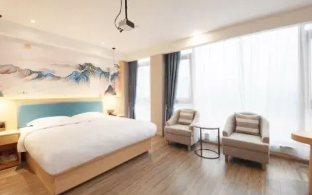 GEM Hotel