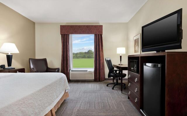Hampton Inn & Suites Brunswick