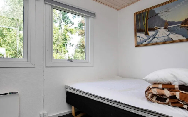 4 Person Holiday Home in Vaeggerlose