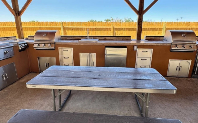 Permian Studio Apartments