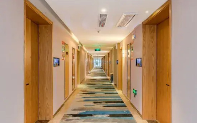Yigang Jinma Hotel