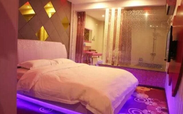 Jiujiang Yifeng Hotel