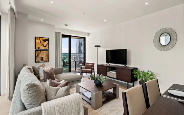Deluxe two Bedroom Apartment in Londons Canary Wharf