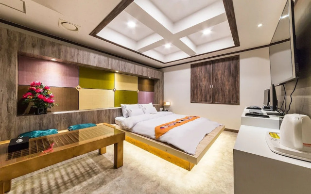 Paju Maru Hotel