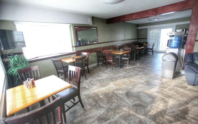 Best Budget Inn and Suites