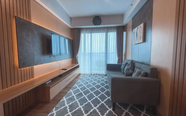 Staycation Jakarta Holland Village