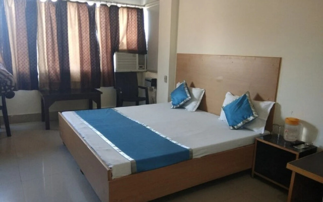 Goroomgo Tourist Home Rishikesh