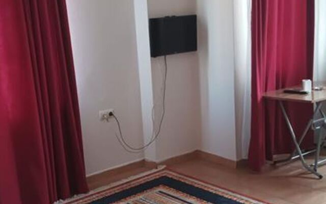Akcay Apart