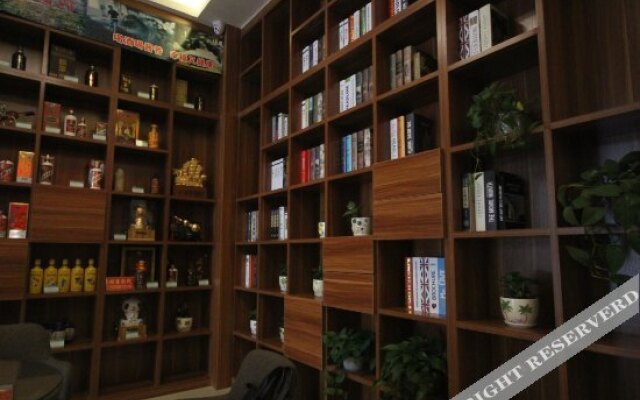 Pai Hotel (Shangqiu High-Speed Railway Station Diyimao)