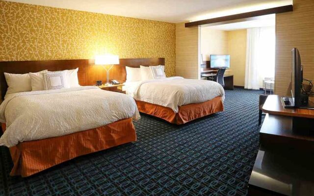 Fairfield Inn & Suites Madison Verona