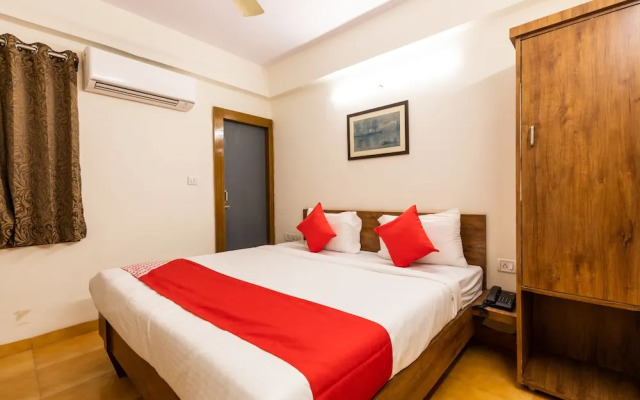 OYO 28360 Hotel Rajdeep