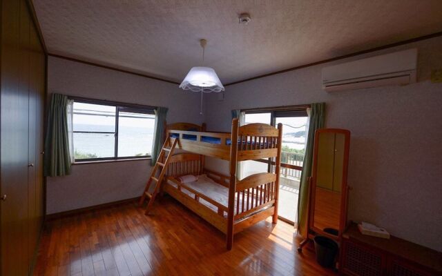 Guesthouse Amami Long Beach