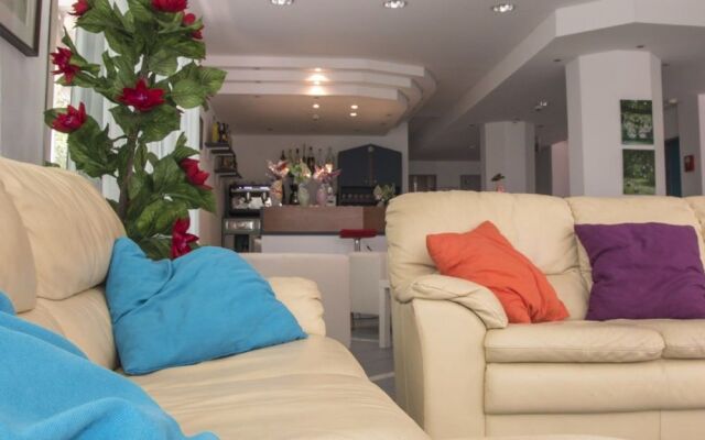 Hotel Fucsia