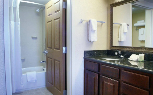 Staybridge Suites Indianapolis Downtown - Convention Center by IHG