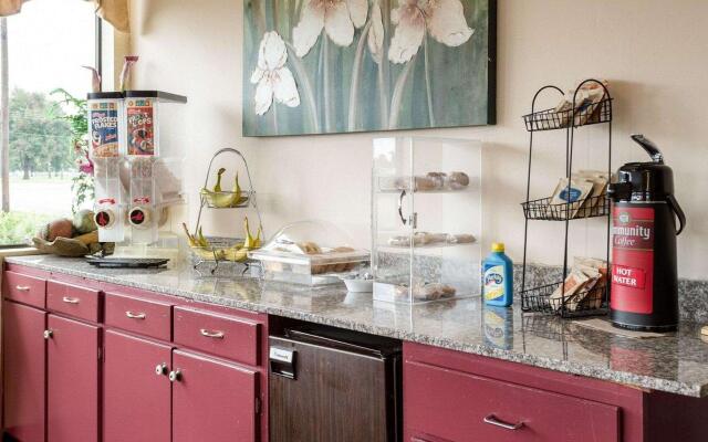 Motel 6 Greenwood, MS