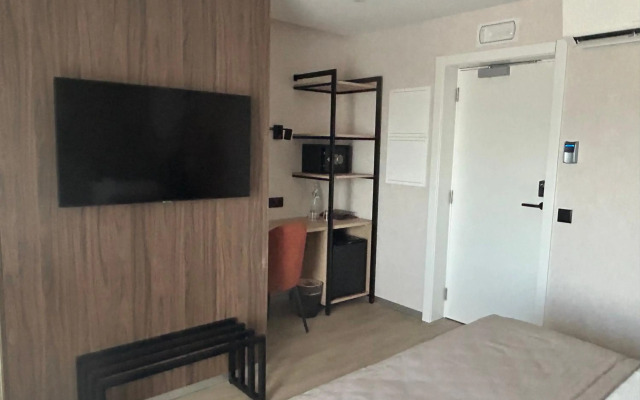 AP Maria Nova Lounge - Adults Friendly