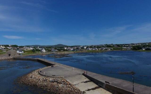 Waterfront Hotel Dungloe