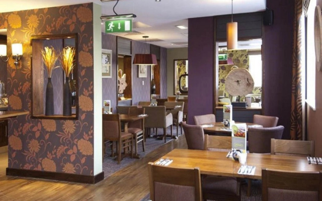 Premier Inn Coventry City (Earlsdon Park)