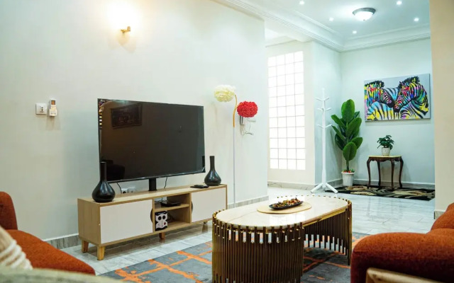 Modern Chic Apartment Yaoundé