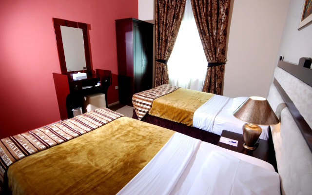 Al Bustan Tower Hotel Suites