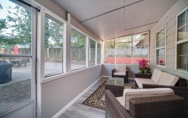 Mid -city Serenity, Huntsvilles Finest