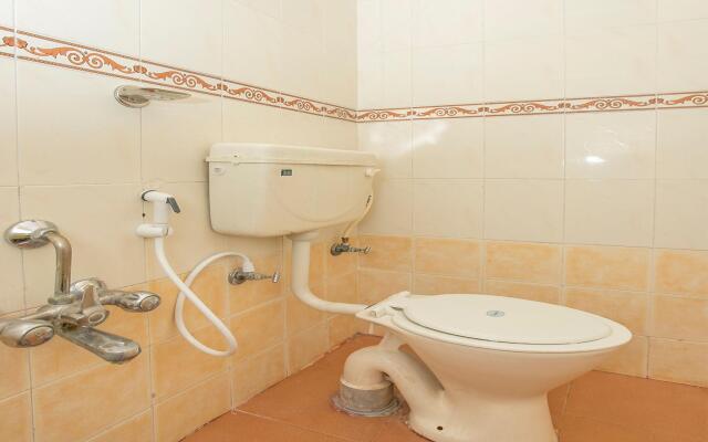 OYO 13121 Hotel Vaayu