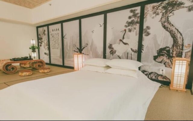 Carol Service Apartment