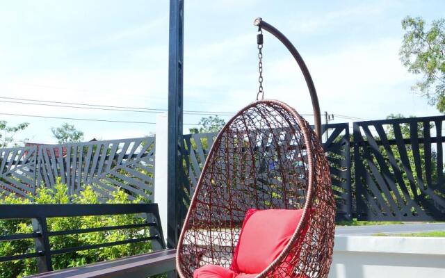 APA-TREE Boutique Hotel