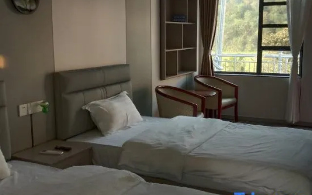 Xiuning Qinanchun Farmhouse