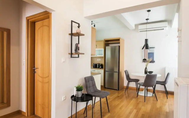UPSTREET Delightful 1BD Apt in Plaka