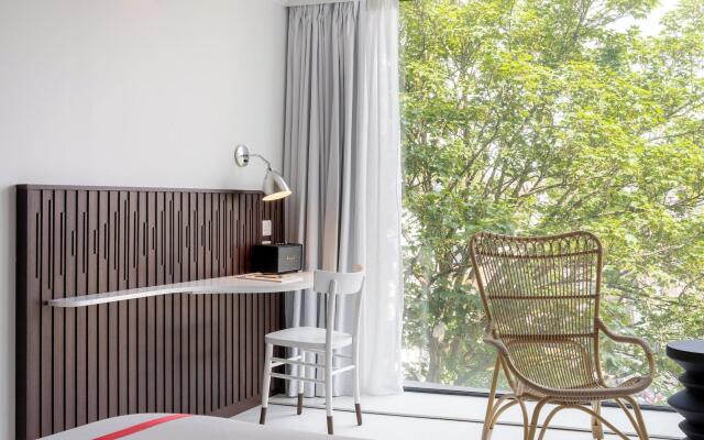 Ruby Zoe Hotel London