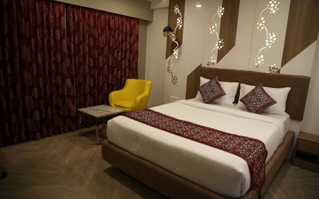 Rowan Tree by Poppys Chennai