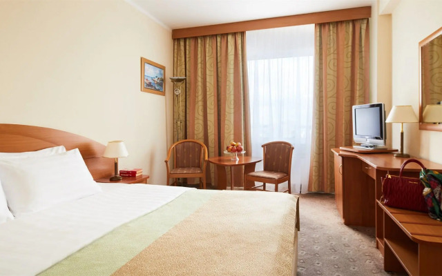 Aristocrat is the official partner of the Gamma Izmailovo Hotel