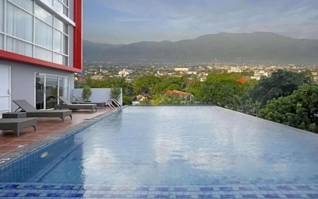 Hotel Santika Palu