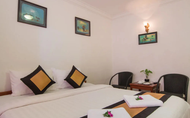Siem Reap Bat Hotel
