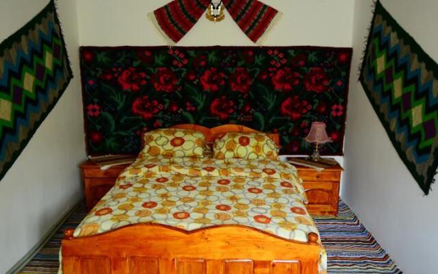 Pensiunea Agroturistica Casa Coliniţa