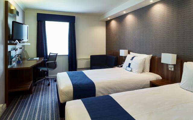Holiday Inn Express Glenrothes by IHG