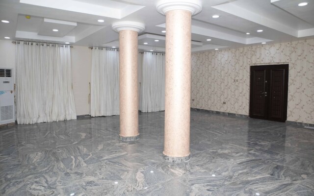 Meritz Hotels & Suites