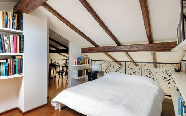 Country Style House in Bologna