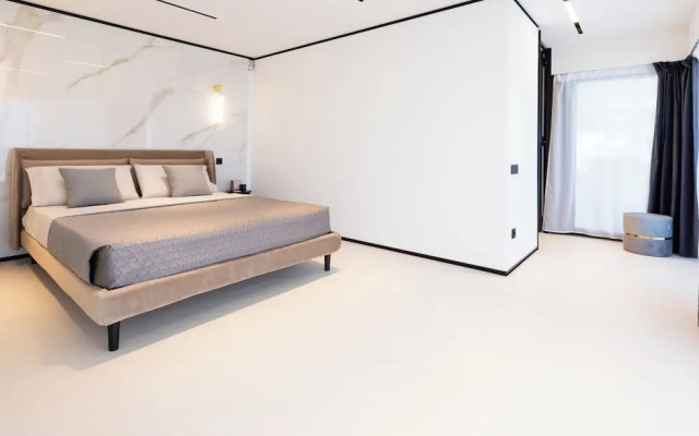 Extreme Luxury Villa with Pool & SPA