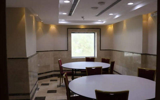 Anwar Al Hashimiah Hotel