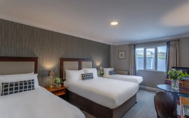 Dooley'S Hotel
