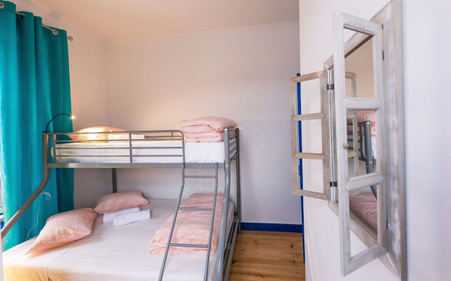 Help Yourself Hostels Parede