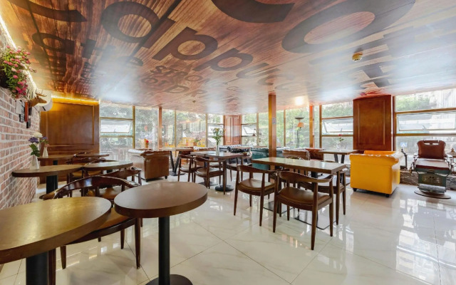 James Joyce Coffetel Tianhe North Tianrun Road