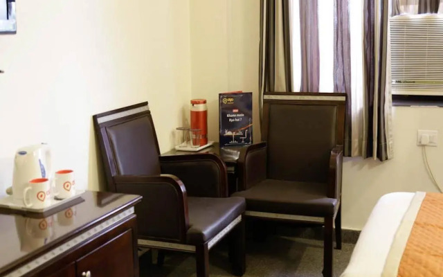 OYO 2166 Hotel KMahaveer