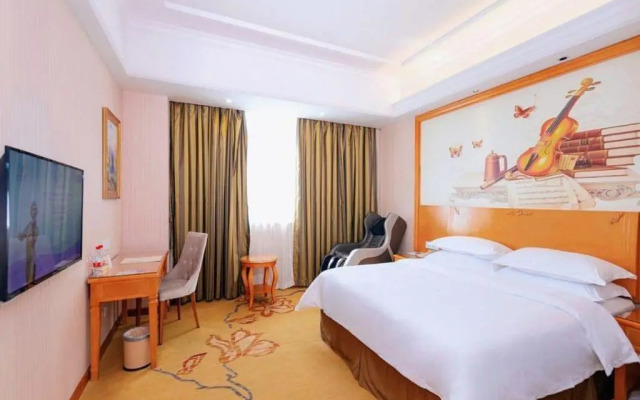Vienna Hotel Shenzhen Longgang Ainan Road Branch
