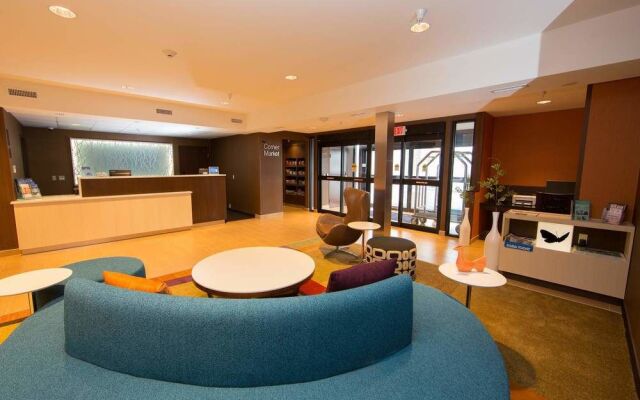 Fairfield Inn & Suites Burlington