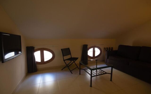 Suites Boutique jardines Del Montornes