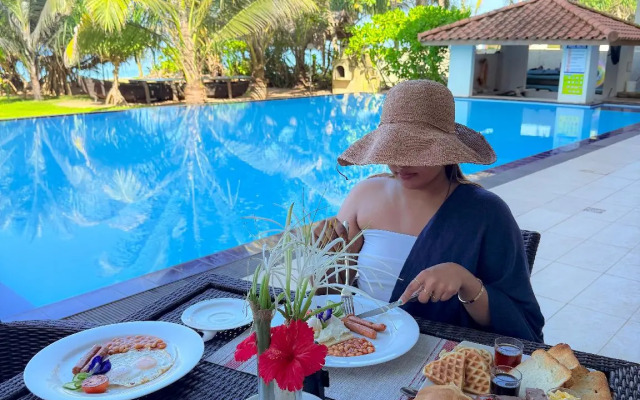 Serendib Beach Hotel