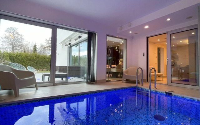 Magnolia House - Indoor Pool and Sauna